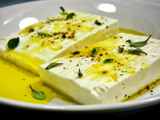 Feta 320